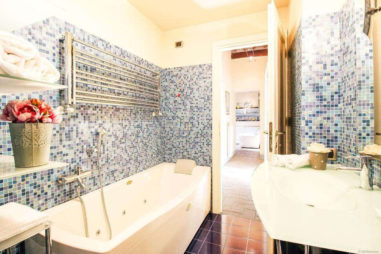 Apartment Guinigi With Private Courtyard Lukka Zewnętrze zdjęcie